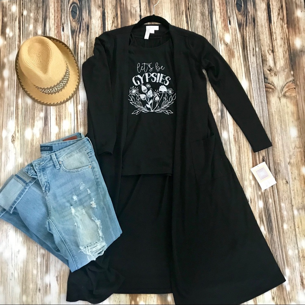 ❤️NWT Lularoe Black Sarah XS